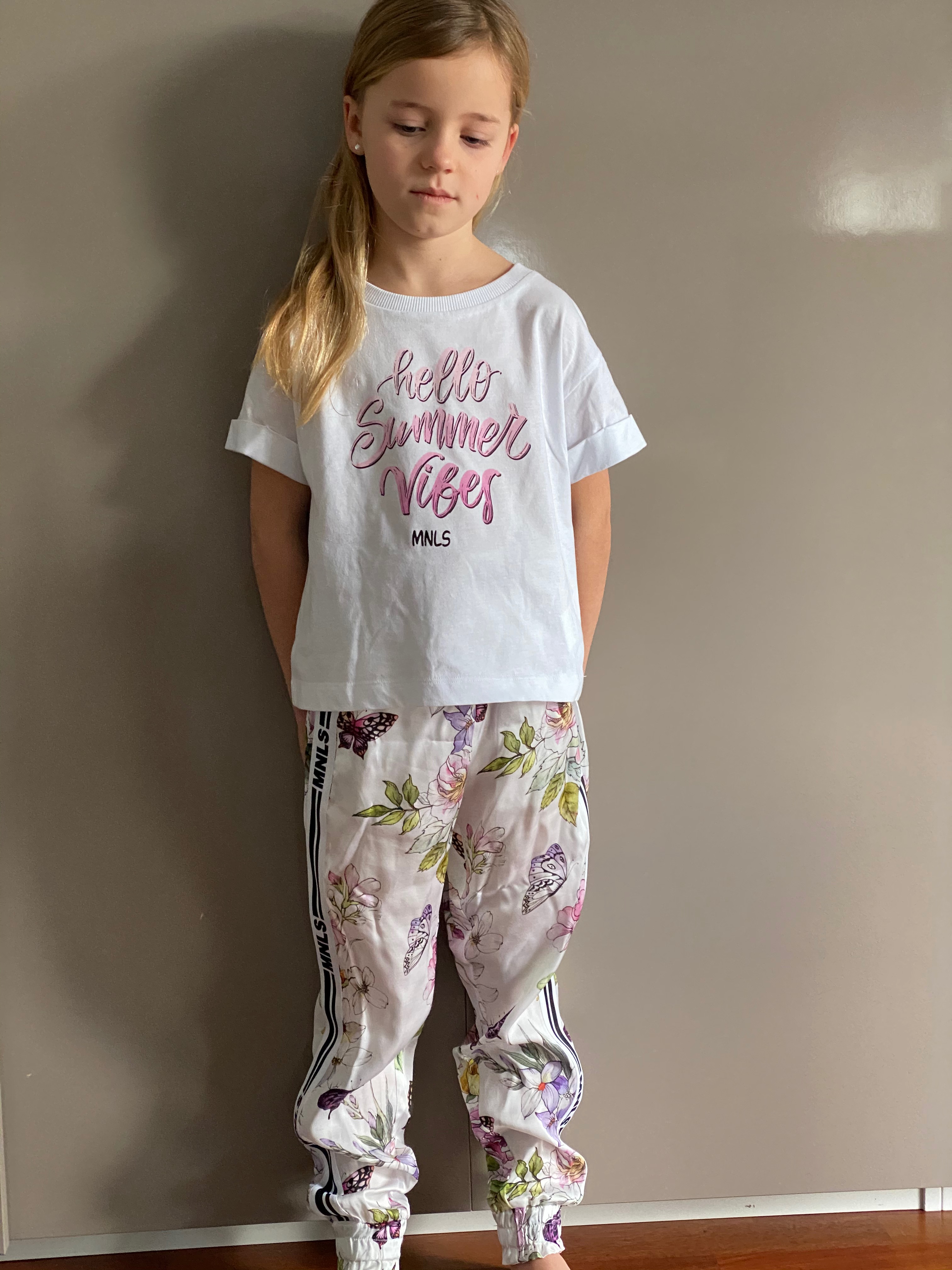 Monnalisa_Outfitinspiration_Maedchen_Herbst Winter 2020_hello-summer