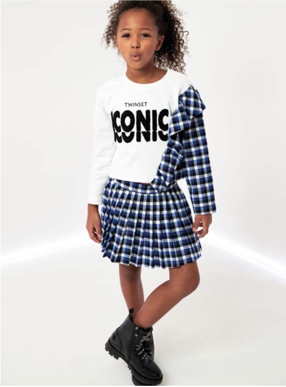 Twinset Herbst/Winter 2022_Set Iconic_1